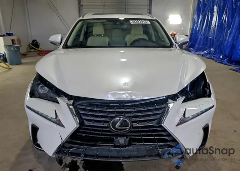 2021 Lexus Nx 300 Base z USA, uszkodzony, nr VIN JTJDARDZ1M5027712